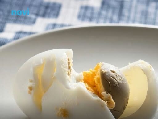 Vidite zeleni rub na kuhanom jajetu? Evo šta to znači Vidite zeleni rub na kuhanom jajetu? Evo šta to znači