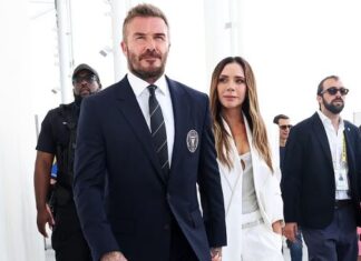 Viktorija Bekam zablistala bez ikakvog napora u odelu koje treba da ima svaka žena u ormaru: Baš nikad ne izlati iz mode Viktorija Bekam zablistala bez ikakvog napora u odelu koje treba da ima svaka žena u ormaru: Baš nikad ne izlati iz mode