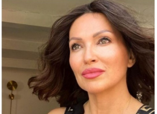 Voće koje bi žene starije od 50 godina trebale uvrstiti u svoju prehranu: pratilac ljepote i snažan branič od posljedica starenja. Voće koje bi žene starije od 50 godina trebale uvrstiti u svoju prehranu: pratilac ljepote i snažan branič od posljedica starenja.