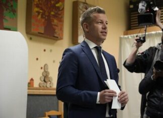 Za šta je sve bivša supruga optužila Petera Mađara: Šuška se o nasilju i zlostavljanju, a mnogi tvrde – da je Judit htela mogla je da ga uništi Za šta je sve bivša supruga optužila Petera Mađara: Šuška se o nasilju i zlostavljanju, a mnogi tvrde - da je Judit htela mogla je da ga uništi