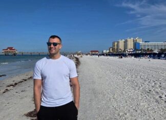 Zaboravljeni Haris Berković presadio kosu i pronašao novu djevojku Zaboravljeni Haris Berković presadio kosu i pronašao novu djevojku