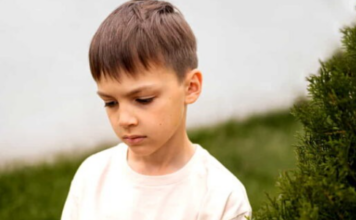 Znate li koji psihički poremećaji i mentalne bolesti prijete djetetu koje nije dobilo dovoljno ljubavi u djetinjstvu – liječnik upozorava na 4 stvari Znate li koji psihički poremećaji i mentalne bolesti prijete djetetu koje nije dobilo dovoljno ljubavi u djetinjstvu – liječnik upozorava na 4 stvari