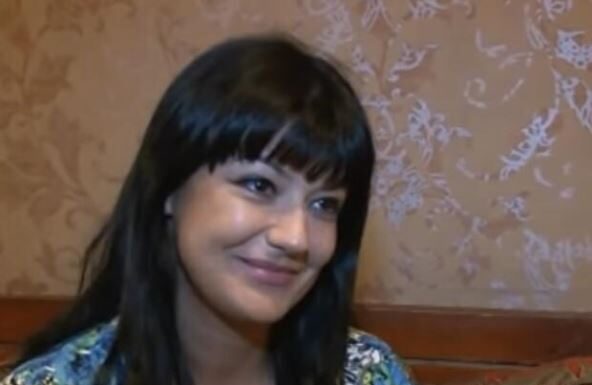 Zvali su je Cecinom naslednicom, ali je brutalno ubijena sa 33 godine: Život joj je bio isprepletan tragedijama, a svoju smrt je predosetila par dana ranije Zvali su je Cecinom naslednicom, ali je brutalno ubijena sa 33 godine: Život joj je bio isprepletan tragedijama, a svoju smrt je predosetila par dana ranije