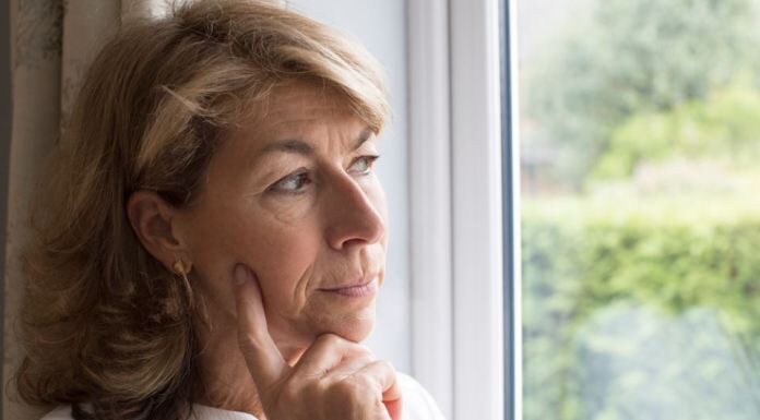 6 stvari koje treba sakriti od porodice poslije 65. godine: Samo ovako ćete sve nadmudriti 6 stvari koje treba sakriti od porodice poslije 65. godine: Samo ovako ćete sve nadmudriti
