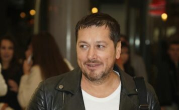 Aco Pejović progovorio o kćerkama i otkrio kakve zetove priželjkuje Aco Pejović progovorio o kćerkama i otkrio kakve zetove priželjkuje