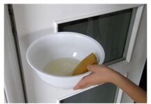 BIT ĆE KAO NOVA – EVO KAKO DA OČISTITE POŽUTJELA VRATA: Treba vam samo ova smjesa BIT ĆE KAO NOVA – EVO KAKO DA OČISTITE POŽUTJELA VRATA: Treba vam samo ova smjesa