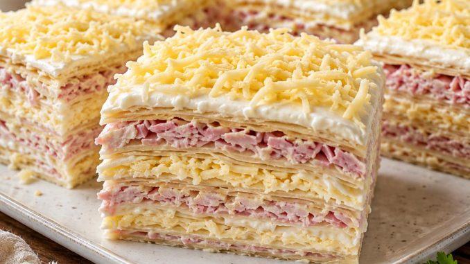 BOGATA SLANA ROZEN TORTA – kremasta, slojevita i gotova za 30 minuta! BOGATA SLANA ROZEN TORTA – kremasta, slojevita i gotova za 30 minuta!
