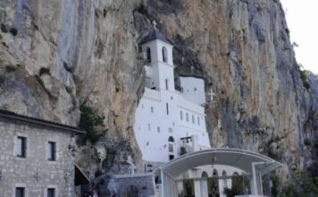 Čuda Svetog Vasilija Ostroškog su mnogobrojna: Al ovaj greh on ne prašta Čuda Svetog Vasilija Ostroškog su mnogobrojna: Al ovaj greh on ne prašta