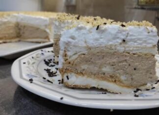 Domaća puslica torta koja uvek uspeva: Neodoljivi spoj hrskavog i kremastog u jednom desertu Domaća puslica torta koja uvek uspeva: Neodoljivi spoj hrskavog i kremastog u jednom desertu
