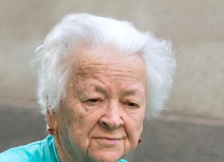 Draginja iz Mladenovca htela da pomogne snaji i sinu iz Beograda koji se vraćaju sa odmora, a onda doživela šok: “Ispala sam najgora na svetu” Draginja iz Mladenovca htela da pomogne snaji i sinu iz Beograda koji se vraćaju sa odmora, a onda doživela šok: "Ispala sam najgora na svetu"