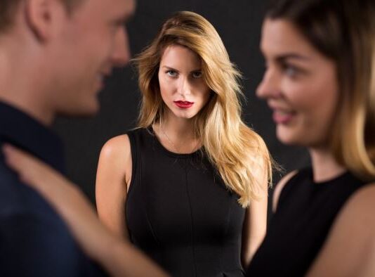 Evo šta sve spada pod prevaru: Poverenje nije jeftino zato ga ne gubite Evo šta sve spada pod prevaru: Poverenje nije jeftino zato ga ne gubite