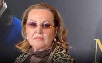 Juče imala suđenje sa Bekutom, sada se oglasila: Pevačica nemilosrdna u jeku drame sa koleginicom, iznijela sve prIjave poslove pjevačice, zar to radi po stare dane Juče imala suđenje sa Bekutom, sada se oglasila: Pevačica nemilosrdna u jeku drame sa koleginicom, iznijela sve prIjave poslove pjevačice, zar to radi po stare dane