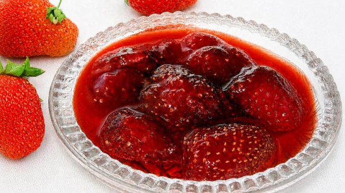 OVAKO se pravi najboljiI DOMAĆI DŽEM od jagoda! OVAKO se pravi najboljiI DOMAĆI DŽEM od jagoda!