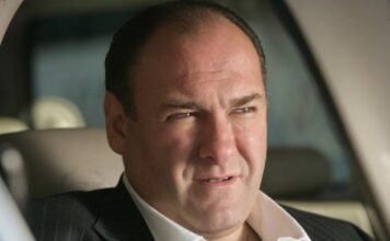Ovo je bio poslednji obrok glumca iz serije Sopranovi: Neobična kombinacija jela i pića je Džejmsa Gandolfinija koštala života Ovo je bio poslednji obrok glumca iz serije Sopranovi: Neobična kombinacija jela i pića je Džejmsa Gandolfinija koštala života