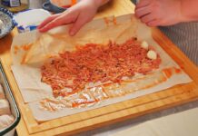 Pica burito u gotovim korama Pica burito u gotovim korama