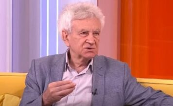 Samo ovako ćete na prirodan način izbaciti vodu iz organizma i sačuvati zdravlje srca i bubrega: Upozorava doktor Matić Samo ovako ćete na prirodan način izbaciti vodu iz organizma i sačuvati zdravlje srca i bubrega: Upozorava doktor Matić