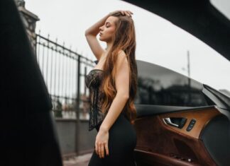 Sinu za 14. rođendan hteo da unajmi prostitutku: Kada je dečko izabrao “Saru” usledio je veliki šok Sinu za 14. rođendan hteo da unajmi prostitutku: Kada je dečko izabrao "Saru" usledio je veliki šok