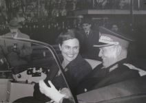 Titova sahrana bila je prava misterija: 2 decenije je bilo potrebno da bude otkrivena strogo čuvana tajna, milioni su u prenosu gledali pokop, a sve je bila laž Titova sahrana bila je prava misterija: 2 decenije je bilo potrebno da bude otkrivena strogo čuvana tajna, milioni su u prenosu gledali pokop, a sve je bila laž