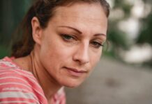 “Uradila sam DNK test i rešila da abortiram: Nisam ni slutila šta će me snaći nakon poziva sa klinike, moj verenik se tad pokupio i više ga nisam videla” "Uradila sam DNK test i rešila da abortiram: Nisam ni slutila šta će me snaći nakon poziva sa klinike, moj verenik se tad pokupio i više ga nisam videla"
