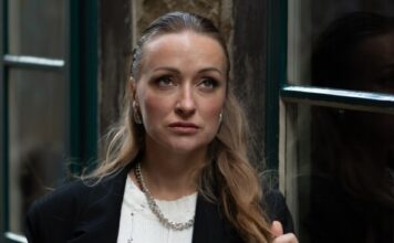 Violeta je pobegla od kuće sa 15 zbog strašne tajne koju je krila i postala prostitutka: Kad se razbolela, vratila se kod roditelja i priredila pakao Violeta je pobegla od kuće sa 15 zbog strašne tajne koju je krila i postala prostitutka: Kad se razbolela, vratila se kod roditelja i priredila pakao