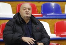 “Život je štetan po zdravlje” govorio je Duško Vujošević: A ovo su neki od njegovih najznačajnijih citata "Život je štetan po zdravlje" govorio je Duško Vujošević: A ovo su neki od njegovih najznačajnijih citata