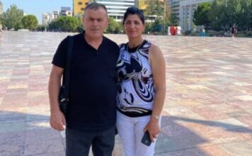 Zoran je prvi Srbin iz sela kraj Kuršumlije koji je oženio Albanku: “Za dan smo ugovorili brak, a rodbina se iznenadila kakva smo imena dali deci” Zoran je prvi Srbin iz sela kraj Kuršumlije koji je oženio Albanku: "Za dan smo ugovorili brak, a rodbina se iznenadila kakva smo imena dali deci"