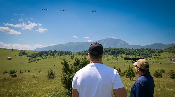 Američka ambasada u BiH organizovala obuku upravljanja bespilotnim letjelicama za pripadnike policijskih agencija Američka ambasada u BiH organizovala obuku upravljanja bespilotnim letjelicama za pripadnike policijskih agencija