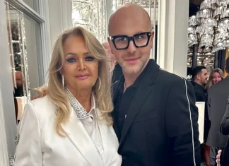 Bonnie Tyler se probudila iz kome, Deen objavio zajedničku fotografiju i poželio joj brz oporavak Bonnie Tyler se probudila iz kome, Deen objavio zajedničku fotografiju i poželio joj brz oporavak