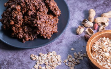 Brzi kolačići bez pečenja od čokolade i kikiriki putera: Jednostavan recept za ukusan keks Brzi kolačići bez pečenja od čokolade i kikiriki putera: Jednostavan recept za ukusan keks