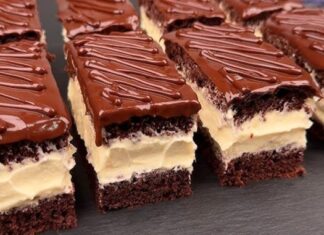 Čuveni kolač koji se topi u ustima! Bakin omiljeni recept! Čuveni kolač koji se topi u ustima! Bakin omiljeni recept!