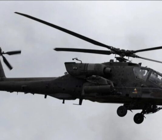 Drama kod Hormuškog moreuza: Srušio se američki borbeni helikopter vrijedan desetine miliona dolara Drama kod Hormuškog moreuza: Srušio se američki borbeni helikopter vrijedan desetine miliona dolara