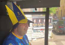 Euforija u Sarajevu od ranih jutarnjih sati: Tramvaji voze “do pobjede”, šoferi u dresovima Zmajeva Euforija u Sarajevu od ranih jutarnjih sati: Tramvaji voze “do pobjede”, šoferi u dresovima Zmajeva