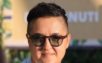 Evo koju ženu je Marija Šerifović uzela za surogat majku: Ne biste ni pomislili kakav život vodi, 1. put je prihvatila takvu ponudu i pevačici rodila dete Evo koju ženu je Marija Šerifović uzela za surogat majku: Ne biste ni pomislili kakav život vodi, 1. put je prihvatila takvu ponudu i pevačici rodila dete