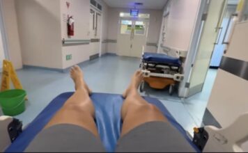Marija Šerifović završila u bolnici, uvezli je u invalidskim kolicima Marija Šerifović završila u bolnici, uvezli je u invalidskim kolicima