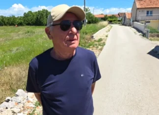 Mikulić se iz Švicarske vratio u rodno selo: “Da sam znao, ne bih otišao” Mikulić se iz Švicarske vratio u rodno selo: “Da sam znao, ne bih otišao”