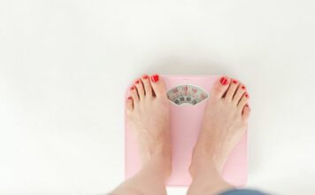 Mnogi ne žele ovu istinu da čuju: Prema stručnjacima ovo je glavni krivac viška kilograma, a nije hrana! Mnogi ne žele ovu istinu da čuju: Prema stručnjacima ovo je glavni krivac viška kilograma, a nije hrana!