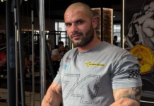 Mostarski influenser tražio dres Lukića: “Zabit će ga Jovo večeras” Mostarski influenser tražio dres Lukića: “Zabit će ga Jovo večeras”