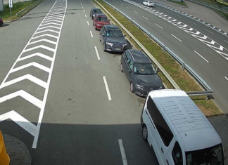 Opet kolaps: Na novom prelazu u Gradišci čeka se tri sata Opet kolaps: Na novom prelazu u Gradišci čeka se tri sata