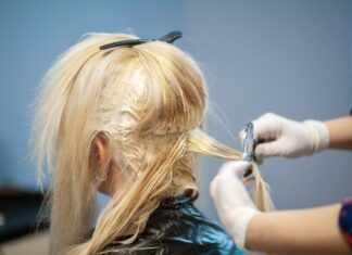 Ovo su trenutno najtraženiji pramenovi: Tehnika farbanja koja odlično stoji i brinetama i plavušama Ovo su trenutno najtraženiji pramenovi: Tehnika farbanja koja odlično stoji i brinetama i plavušama