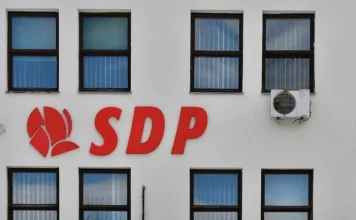 Pao dogovor: SDP, SDA, NES, PDA, SBB i BH Zeleni zajedno nastupaju na izborima u RS-u Pao dogovor: SDP, SDA, NES, PDA, SBB i BH Zeleni zajedno nastupaju na izborima u RS-u