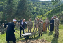 Položen kamen temeljac za izgradnju prvog vojnog mesdžida OSBiH Položen kamen temeljac za izgradnju prvog vojnog mesdžida OSBiH