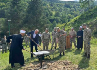 Položen kamen temeljac za izgradnju prvog vojnog mesdžida OSBiH Položen kamen temeljac za izgradnju prvog vojnog mesdžida OSBiH