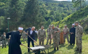 Položen kamen temeljac za izgradnju prvog vojnog mesdžida OSBiH Položen kamen temeljac za izgradnju prvog vojnog mesdžida OSBiH