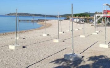 Popularna plaža na Jadranu zapuštena pred početak ljetne sezone: Grafiti, plijesan i oštećena oprema Popularna plaža na Jadranu zapuštena pred početak ljetne sezone: Grafiti, plijesan i oštećena oprema
