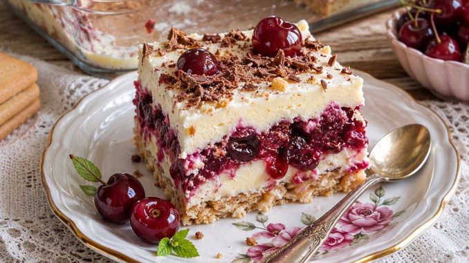 POSNA TORTA SA VIŠNJAMA – plazma, krem i voće u savršenom spoju! POSNA TORTA SA VIŠNJAMA – plazma, krem i voće u savršenom spoju!