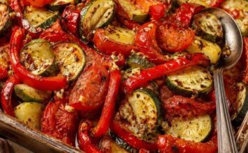 POSNE TIKVICE, PAPRIKA I PARADAJZ IZ RERNE – posno jelo za prste polizati! POSNE TIKVICE, PAPRIKA I PARADAJZ IZ RERNE – posno jelo za prste polizati!