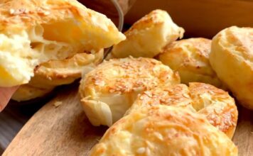 Recept za brze domaće pituljice: Ne čekate da testo naraste, a preukusne su i slane i slatke Recept za brze domaće pituljice: Ne čekate da testo naraste, a preukusne su i slane i slatke