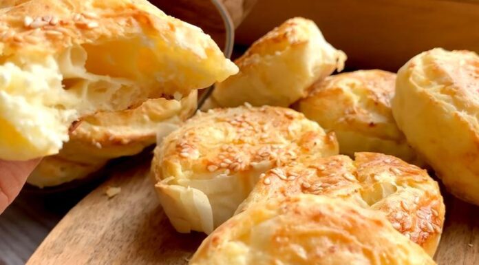 Recept za brze domaće pituljice: Ne čekate da testo naraste, a preukusne su i slane i slatke Recept za brze domaće pituljice: Ne čekate da testo naraste, a preukusne su i slane i slatke