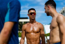 Ronaldo pokazao mišiće na plaži na Floridi Ronaldo pokazao mišiće na plaži na Floridi