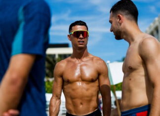 Ronaldo pokazao mišiće na plaži na Floridi Ronaldo pokazao mišiće na plaži na Floridi